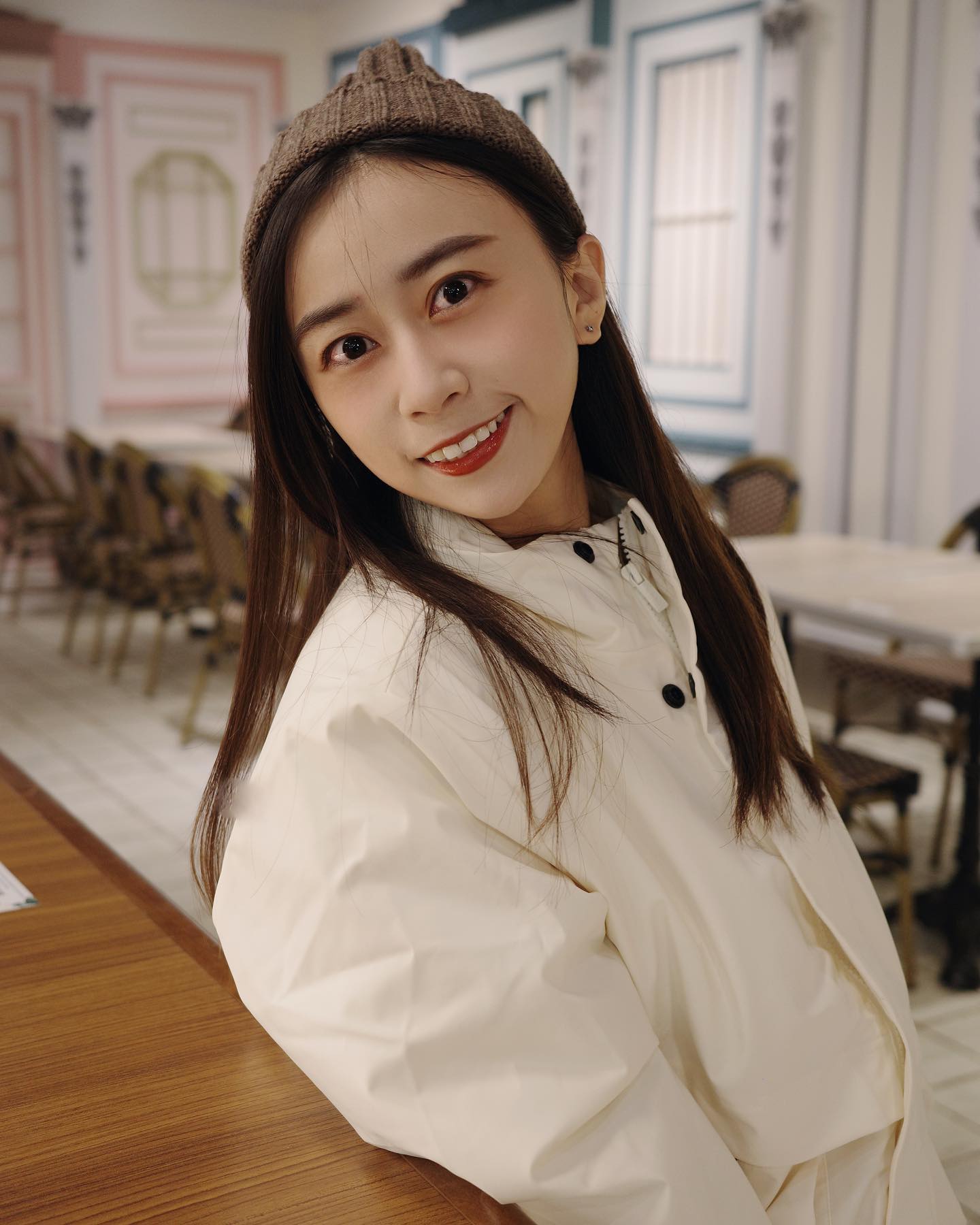 佛蒙特州留学生约炮约爱加line：qj98877可上门