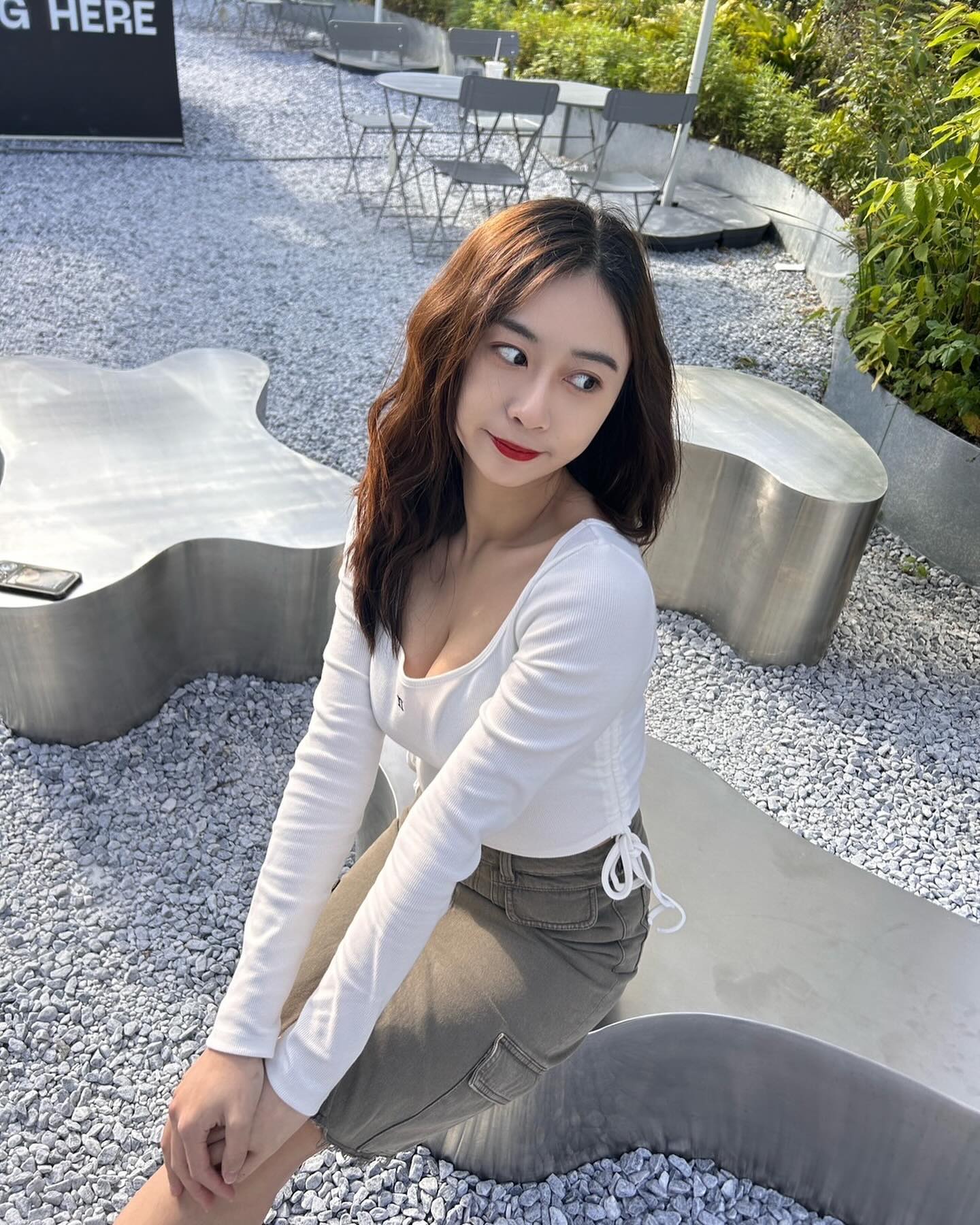 南达科他留学生约炮约爱加line：qj98877可上门