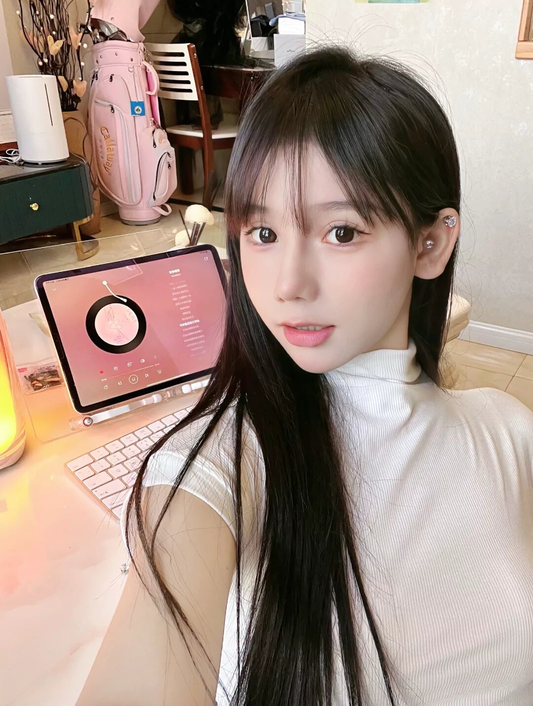 留学生约炮约爱加line：qj98877可上门