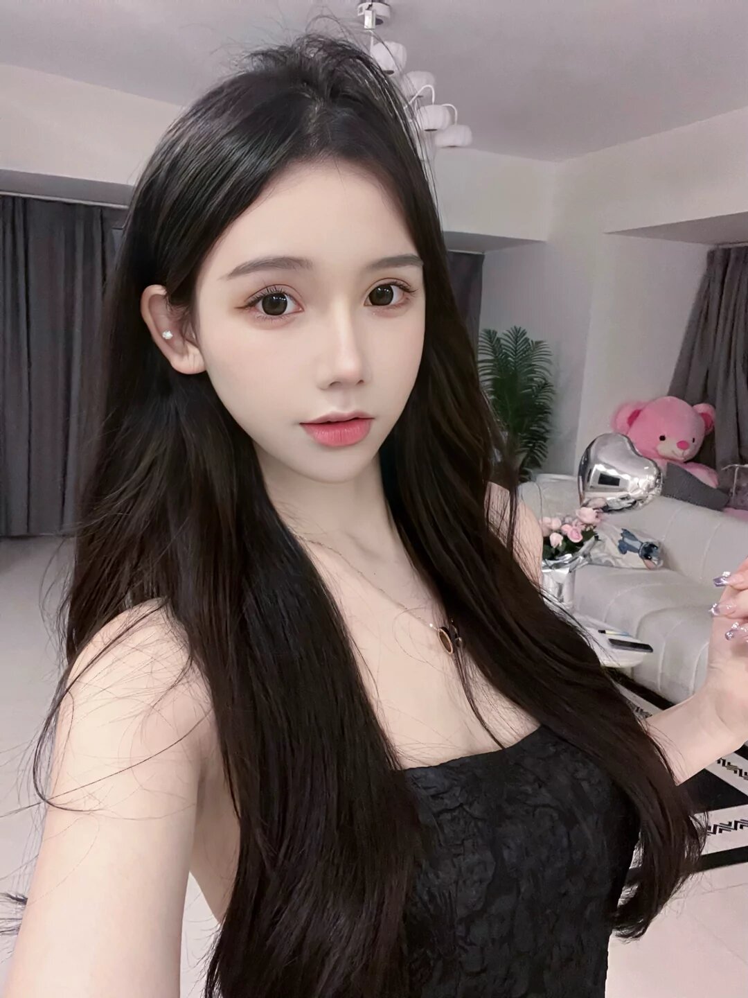 留学生约炮约爱加line：qj98877可上门
