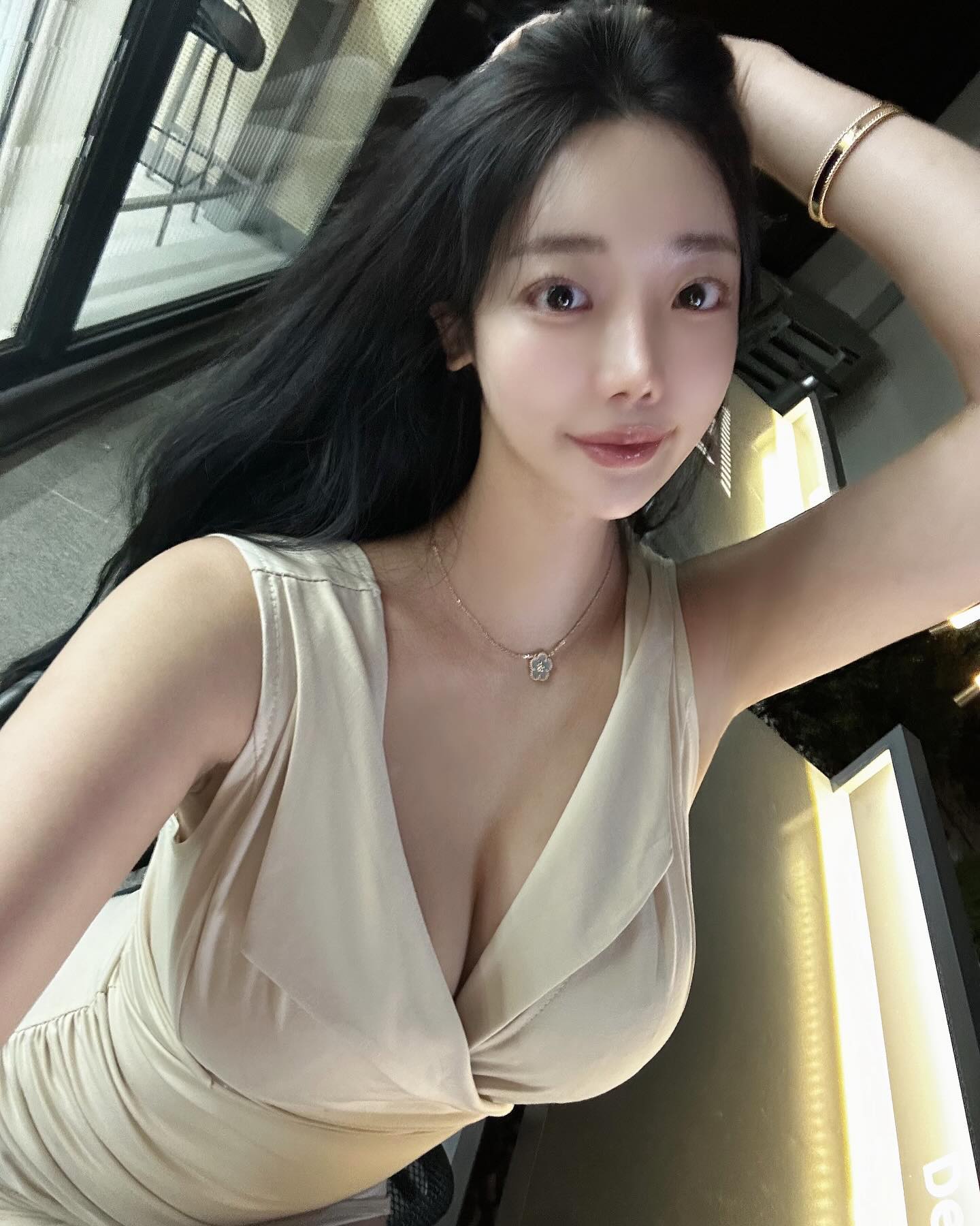 留学生约炮约爱加line：qj98877可上门