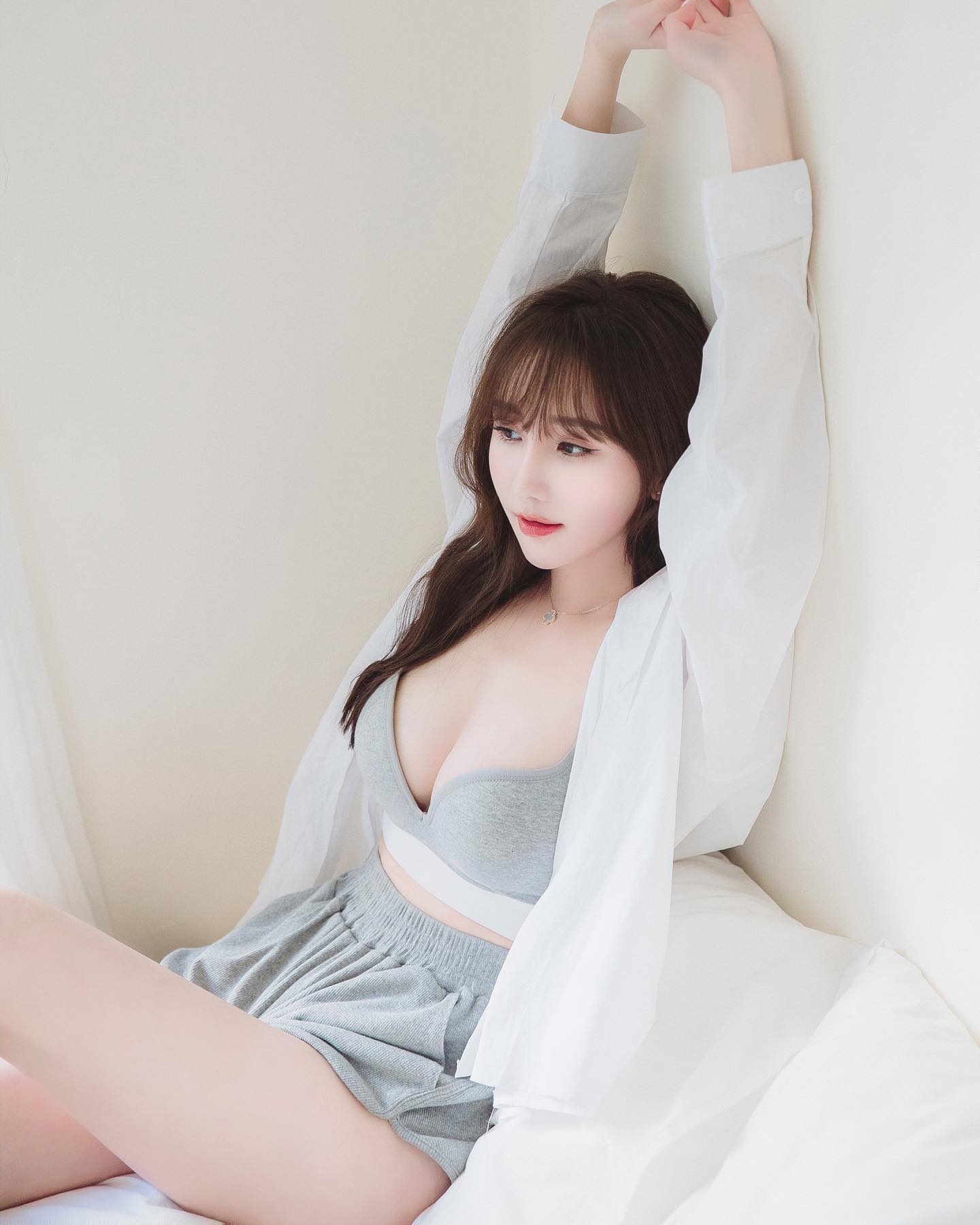 留学生约炮约爱加line：wt8135可上门