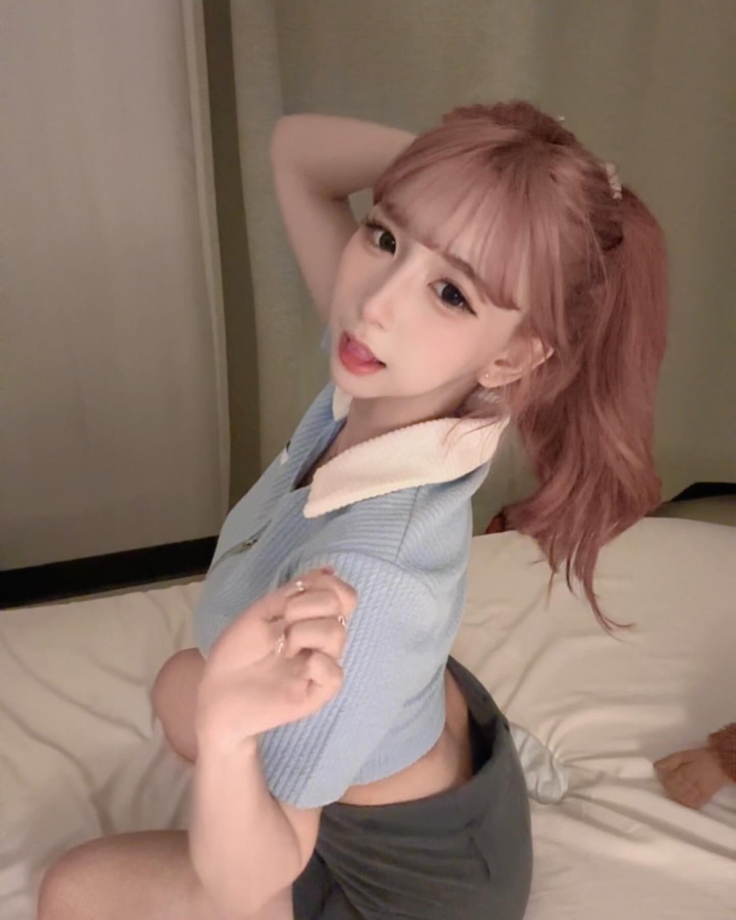 留学生约炮约爱加line：qj98877一条龙服务