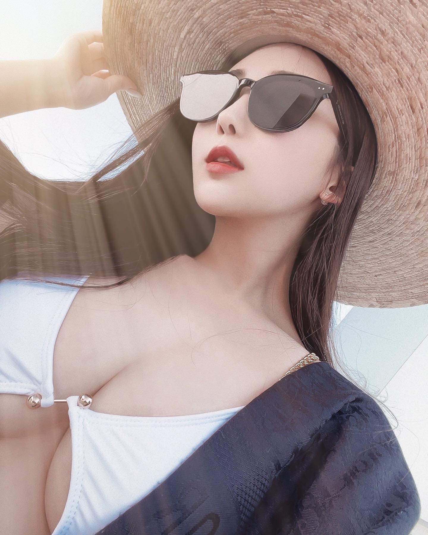 留学生约炮加LINE: wt8135 可上门