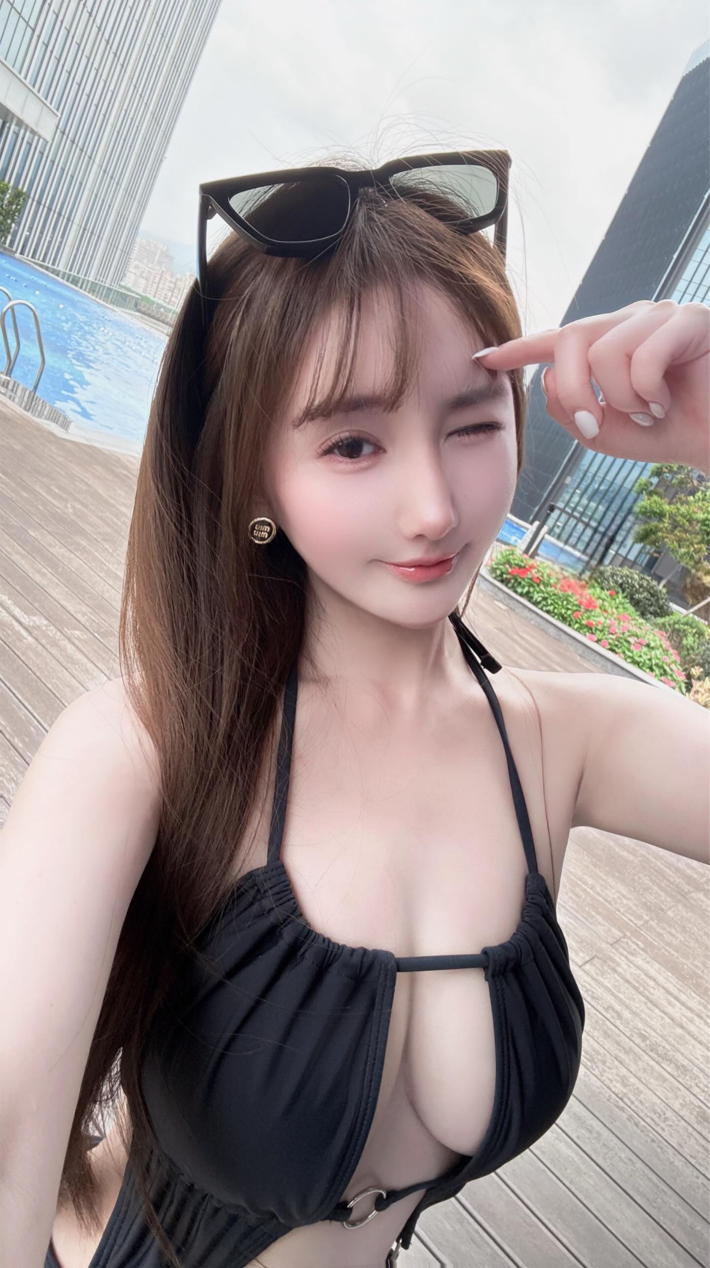 杜鲁斯留学生约爱约炮 风格多变 性格温柔 热情投入